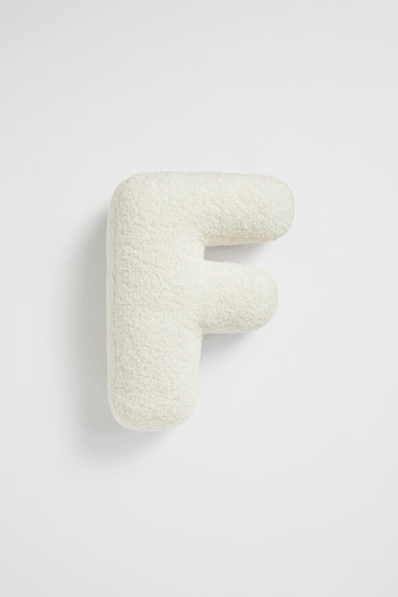 Teddy Initial Cushion Creme  F  hi-res
