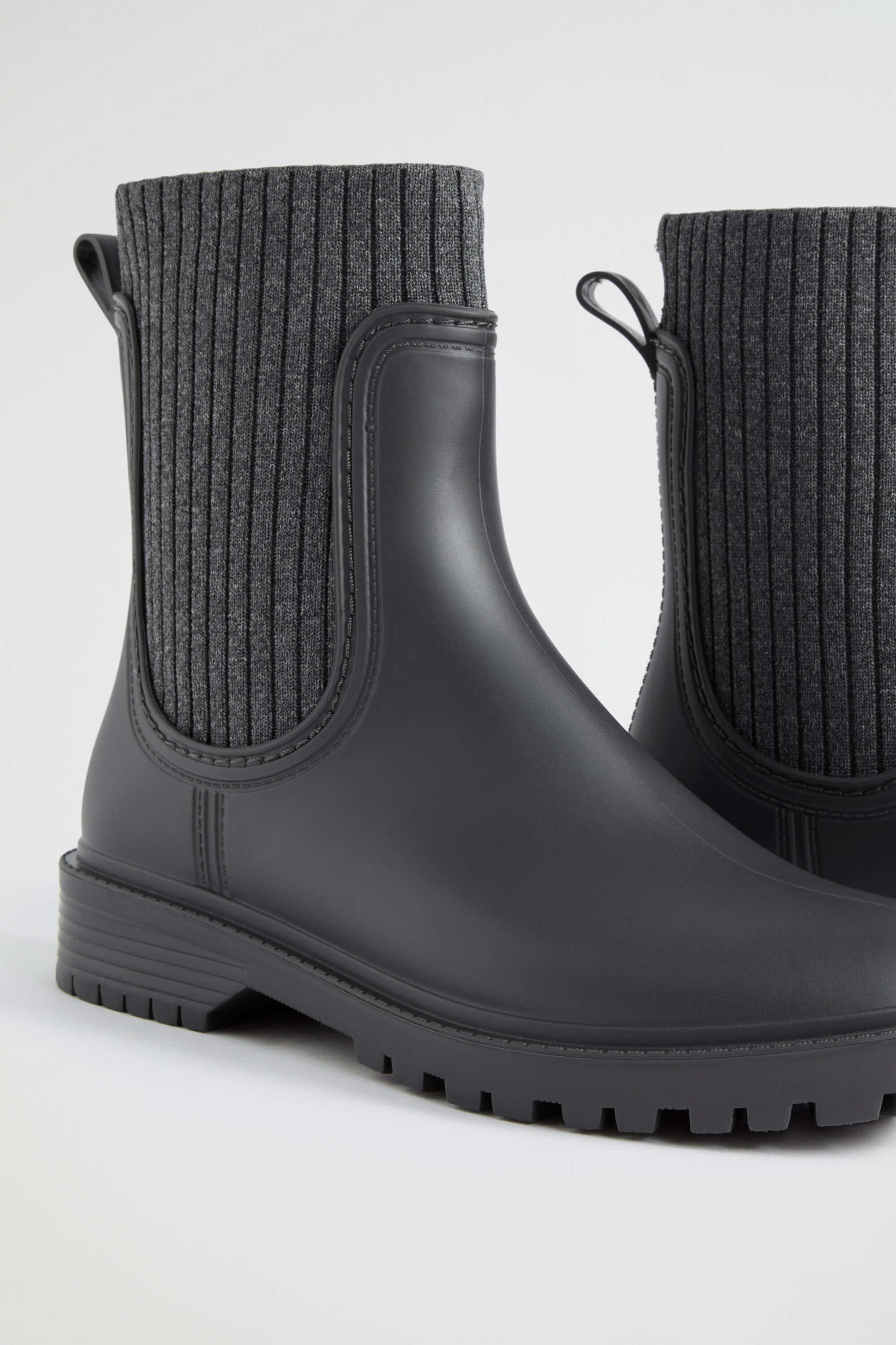 Seed rain hot sale boots