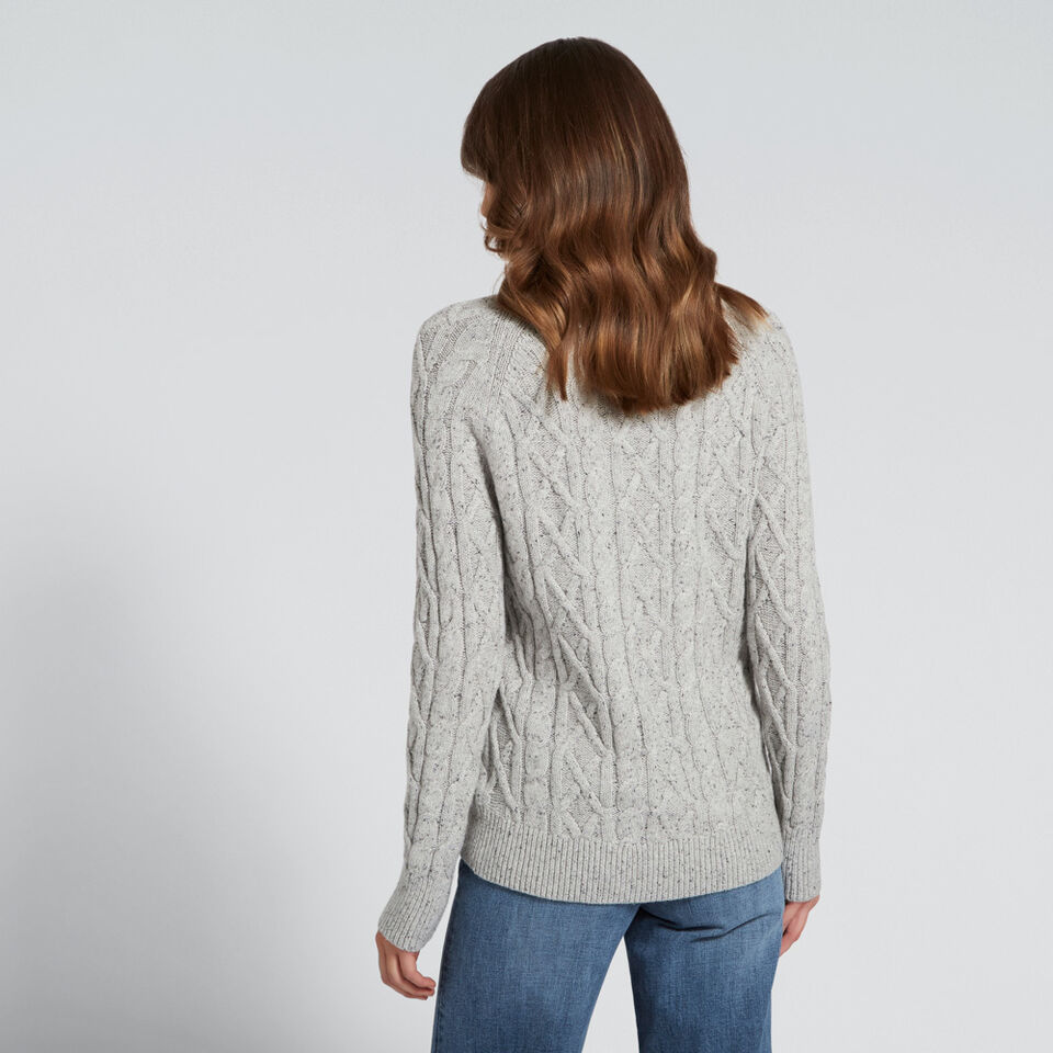 Thick Cable-Knit Top  