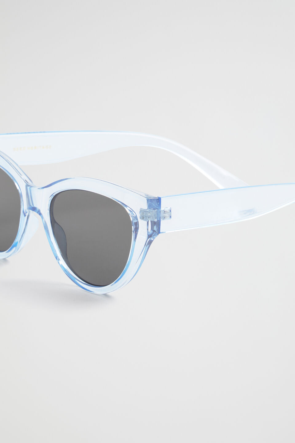 Gigi Cateye Sunglasses  Soft Cobalt