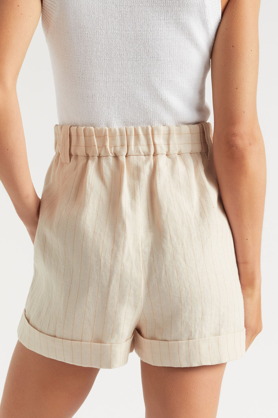 Linen Stripe Short  Magnolia Stripe