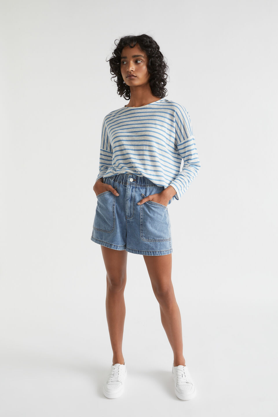 Denim Elasticated Short  Capri Wash