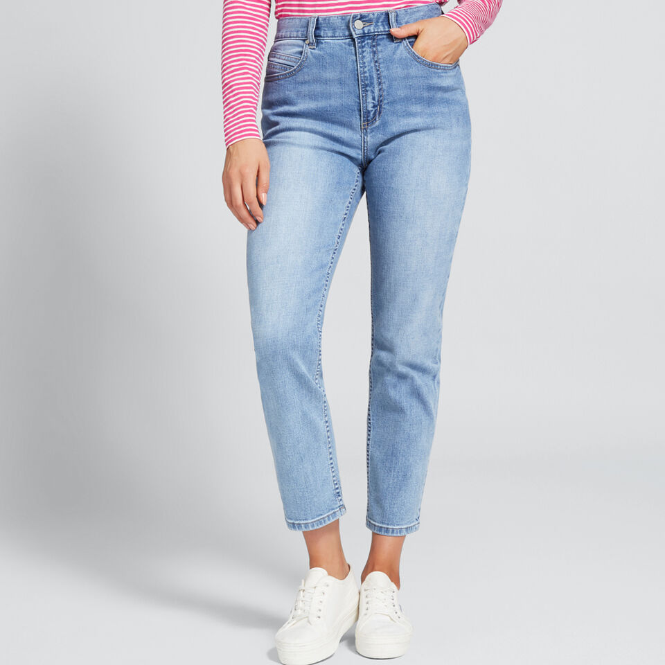 Stitch Pocket Jean  