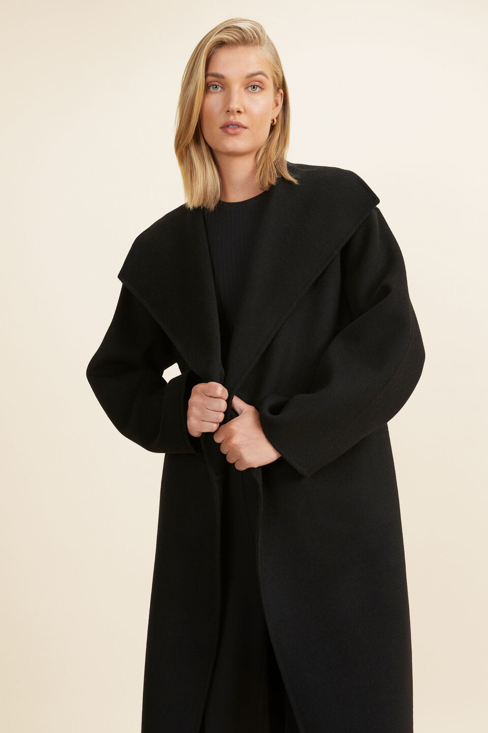 Wool Side Split Coat  Black