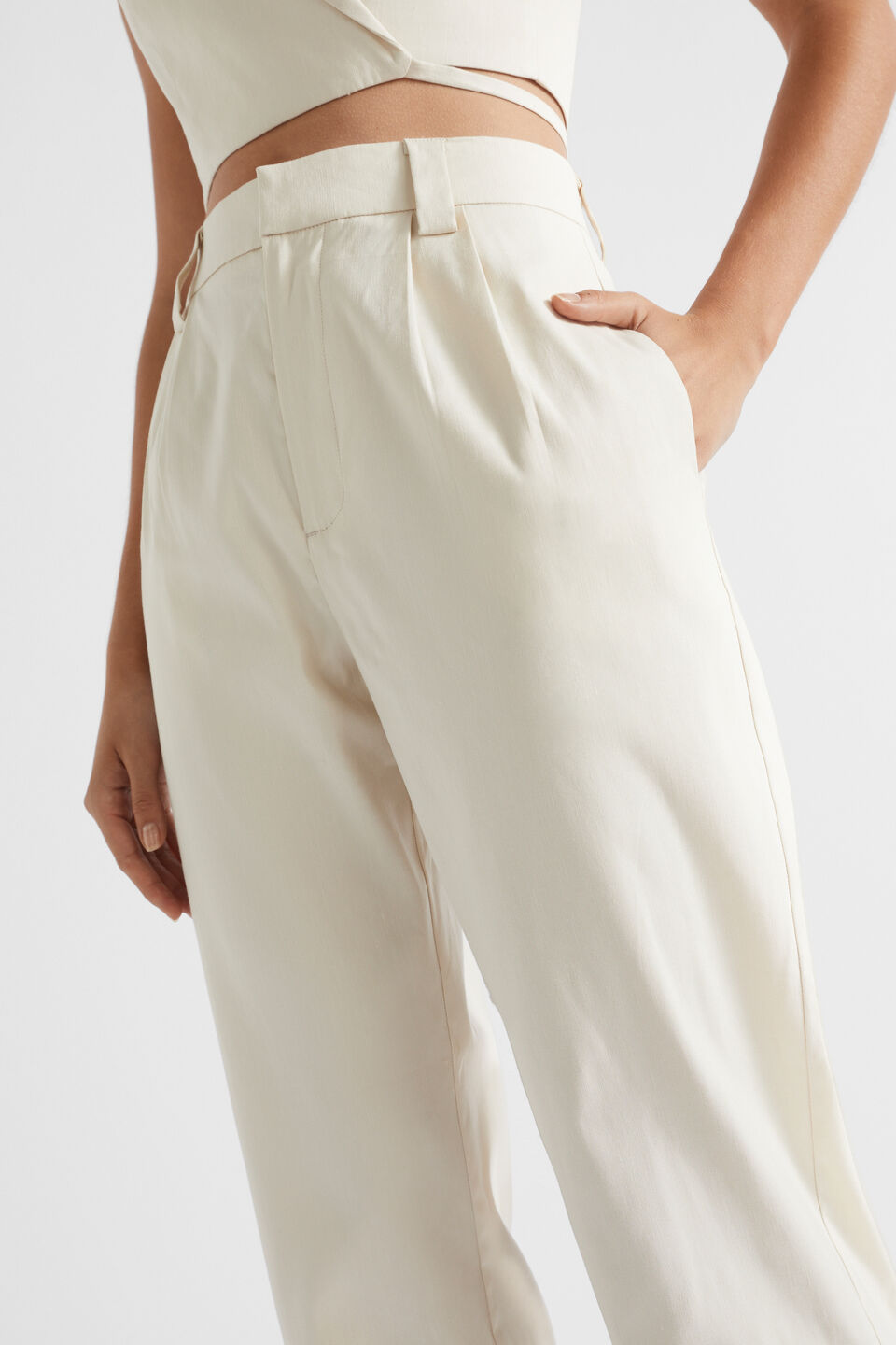 Pleat Front Trouser  Oyster