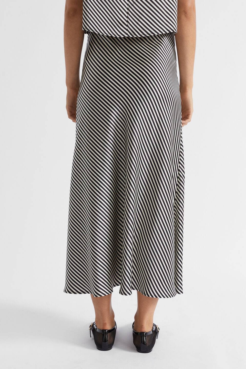 Diagonal Stripe Skirt  Black Stripe