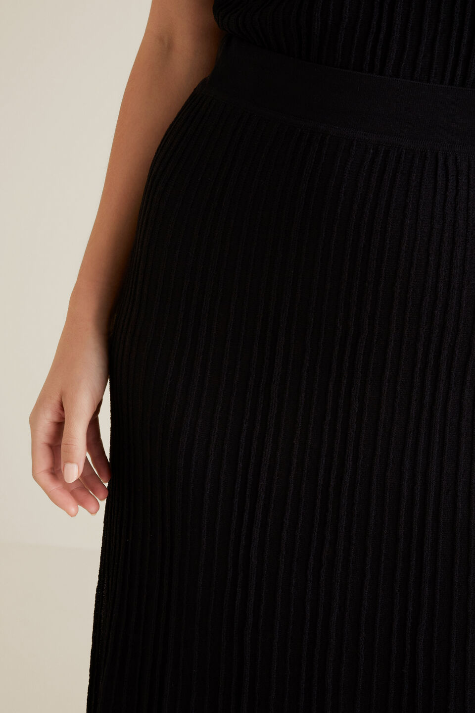 Pleated Knit Skirt  