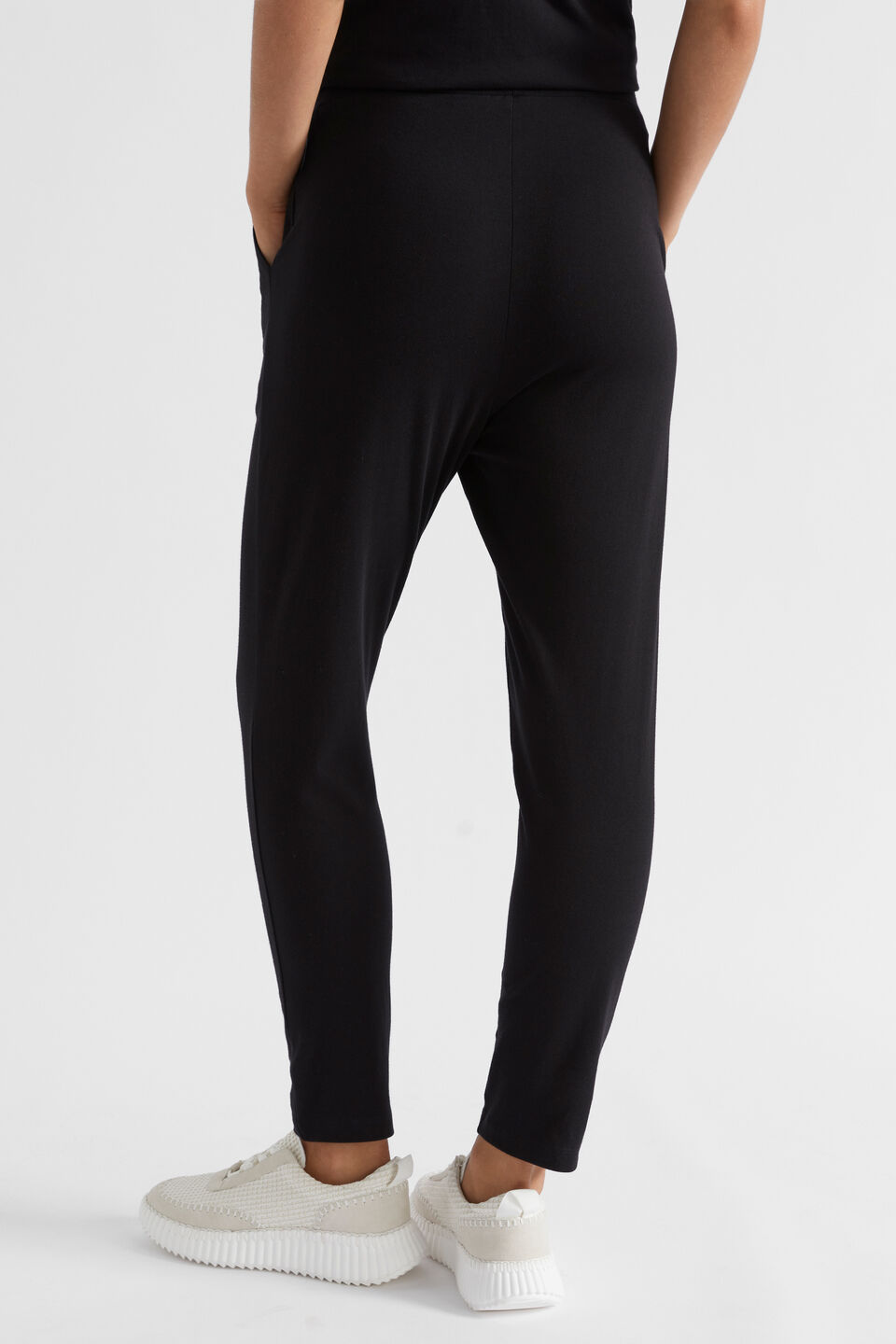 Core Heritage Jersey Trackpant  Black