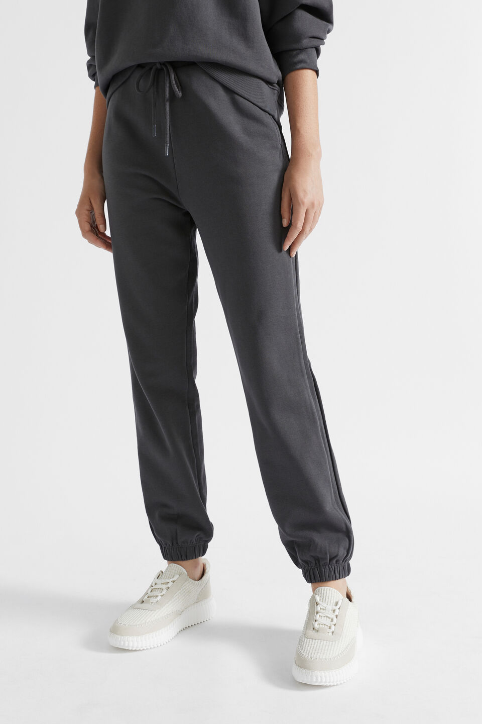 Relaxed Terry Trackpant  Steel Wash