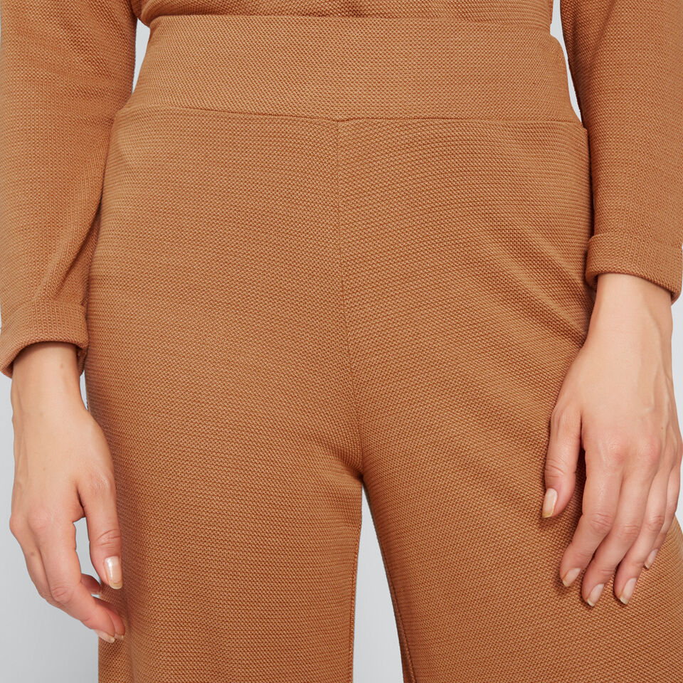 Relaxed Textured Pant  