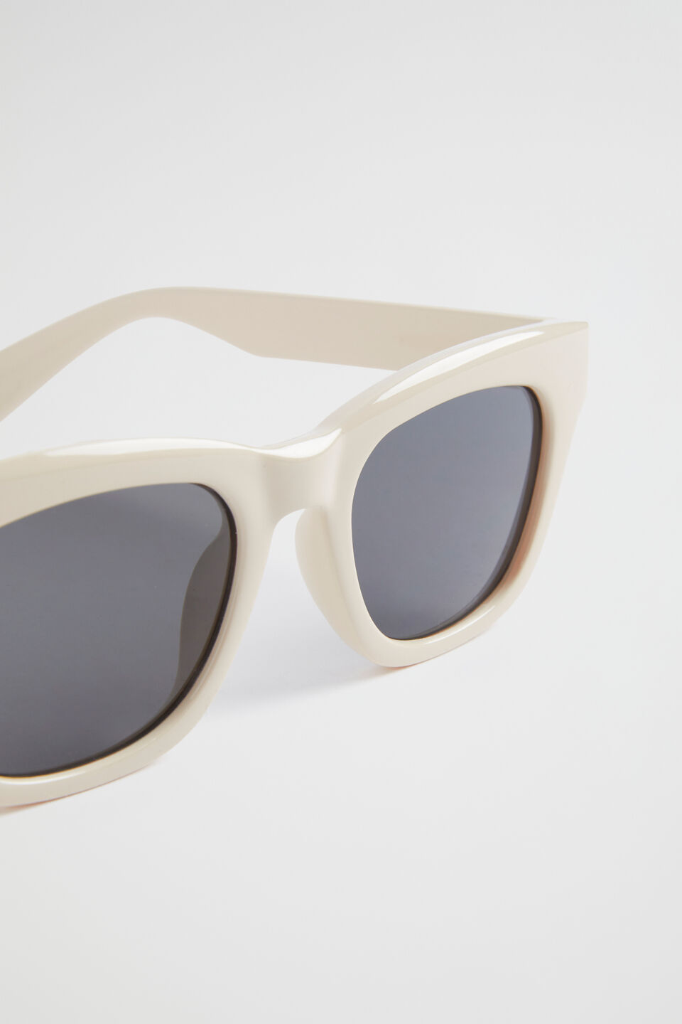 Mae Square Sunglasses  Frappe
