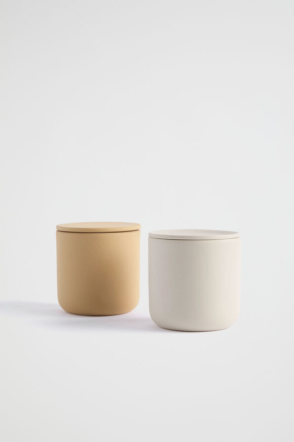 Ezra Vessel  Honey Gold  hi-res