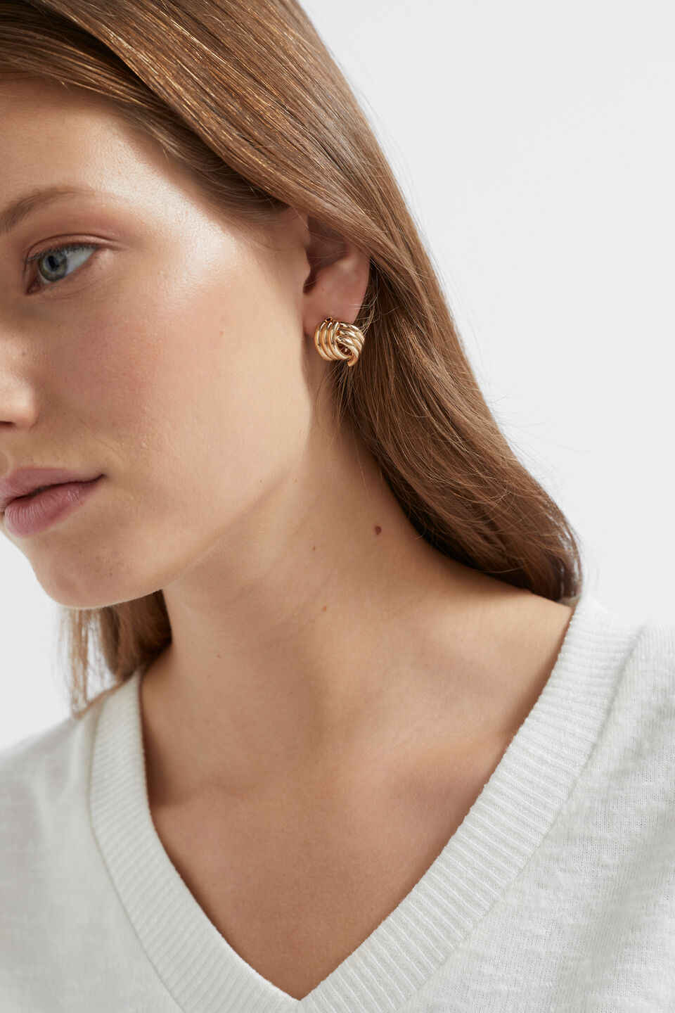 Ribbed Stud  Gold