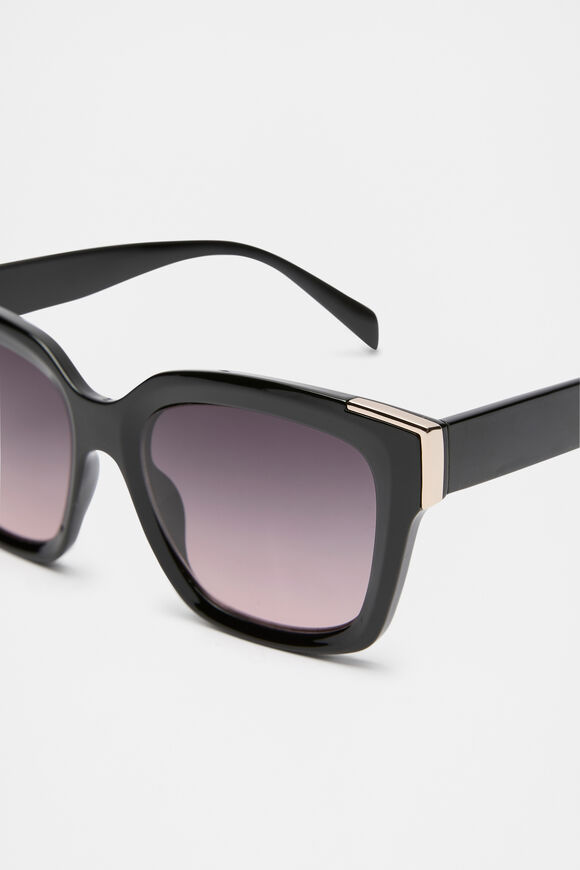 Meredith D Frame Sunglasses  Black  hi-res