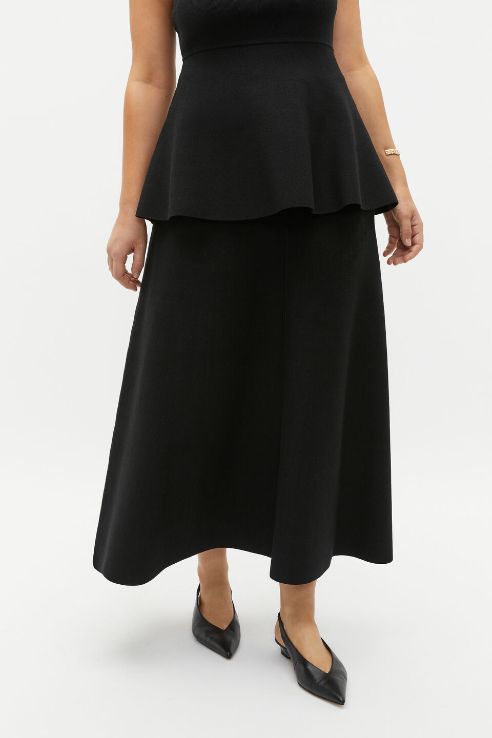Crepe Knit Swing Skirt  Black