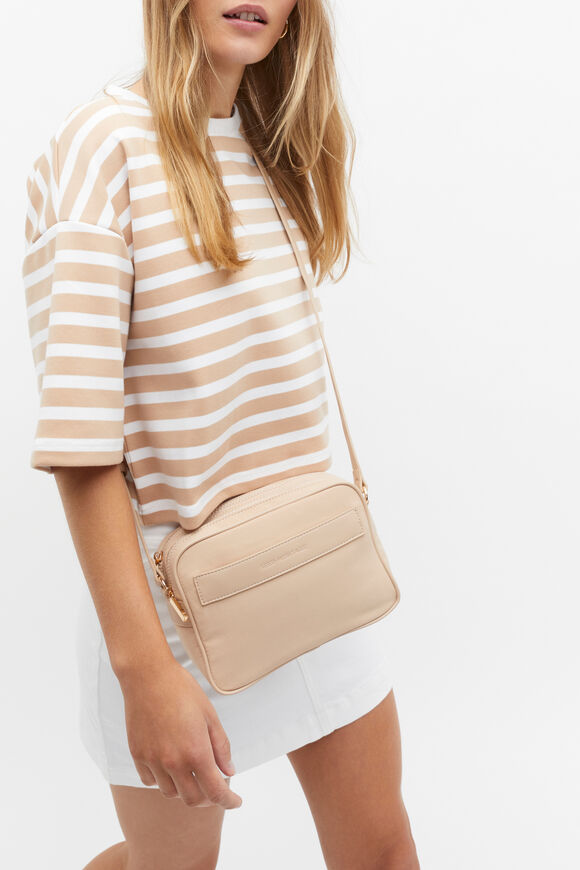 Seed Essential Camera Bag  Nougat  hi-res