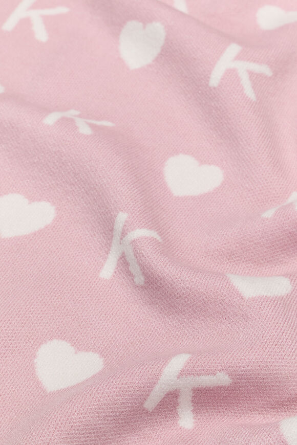Heart Initial Blanket  K  hi-res