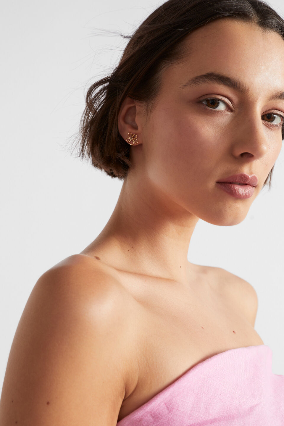 Flora Pearl Stud Set  Gold