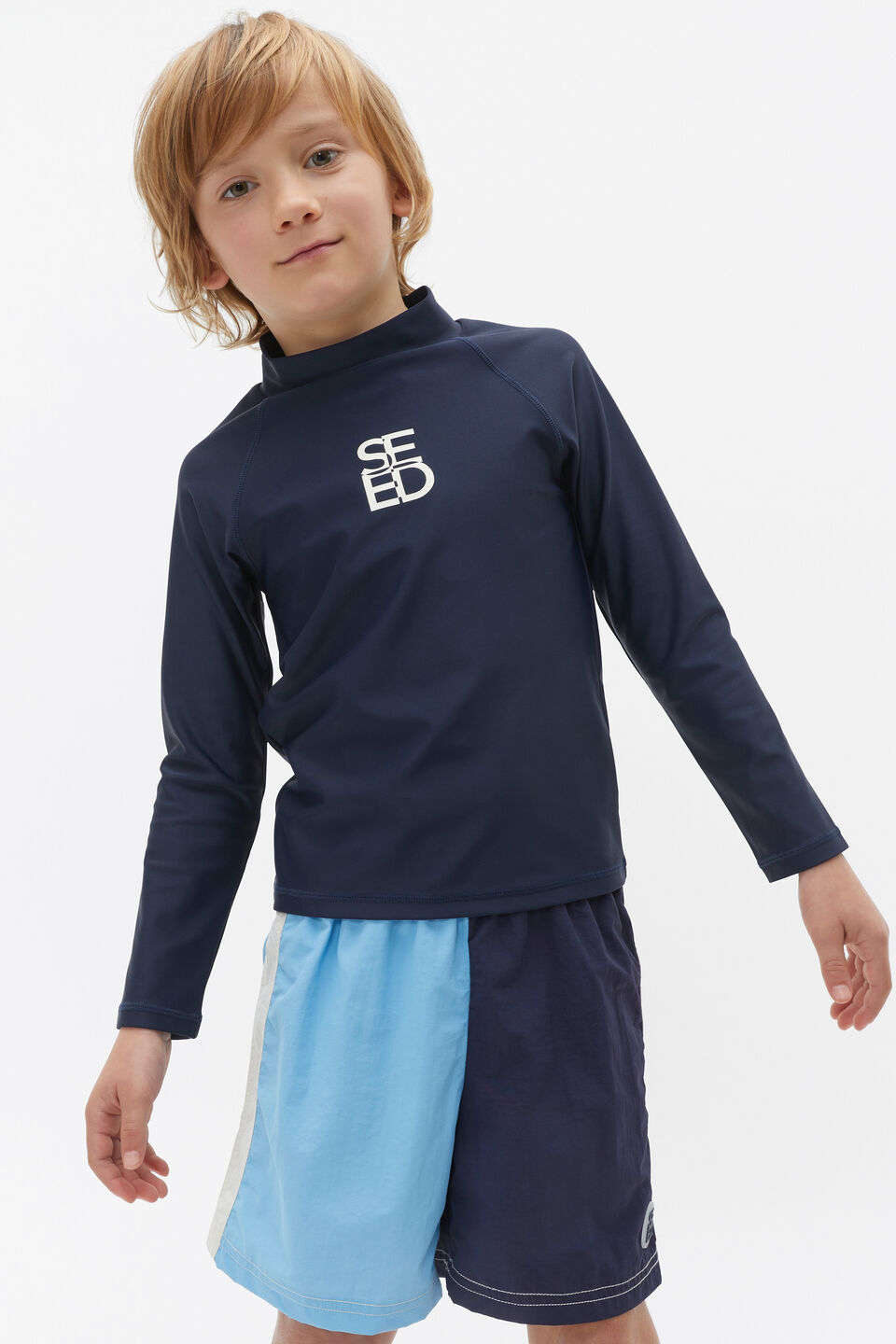 Logo Rashvest  Midnight Blue