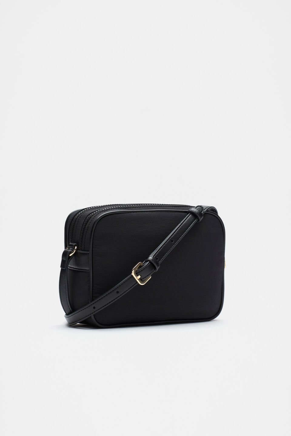 Seed Essential Camera Bag  Black