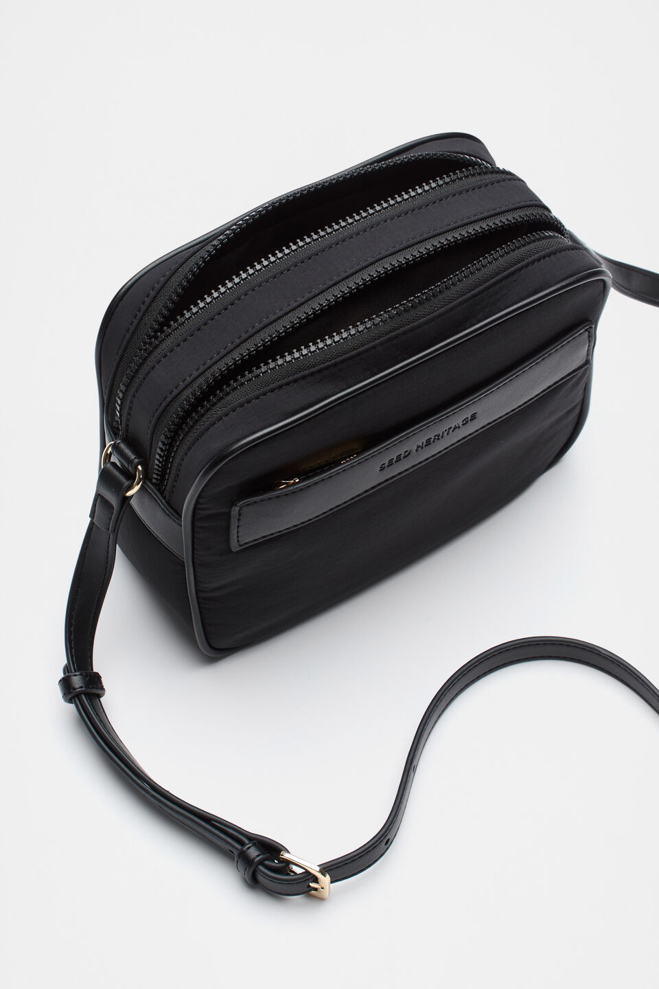 Seed Essential Camera Bag  Black
