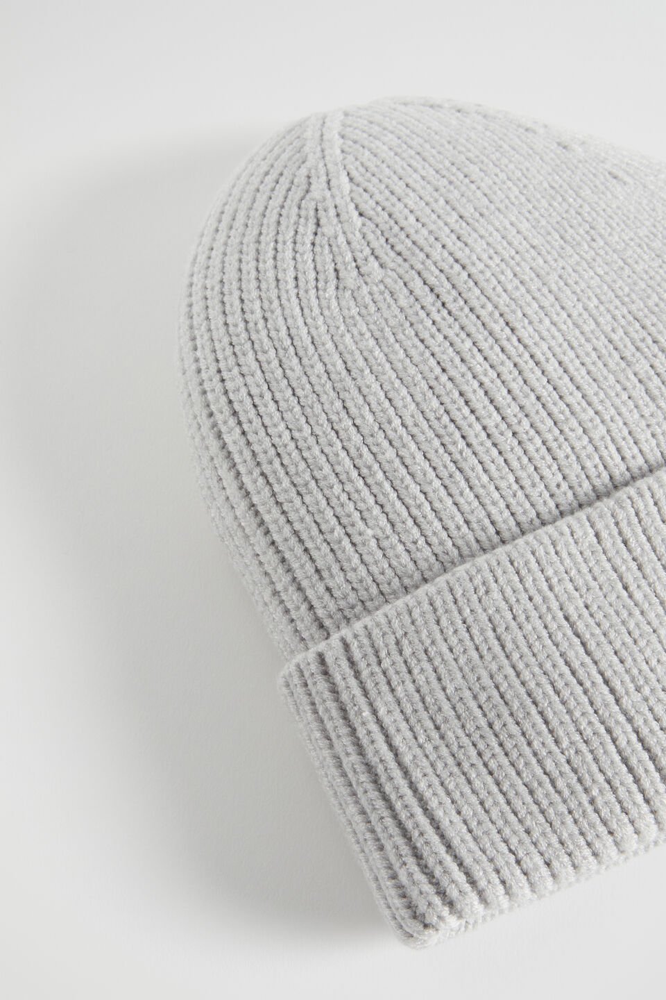 Rib Initial Beanie  A