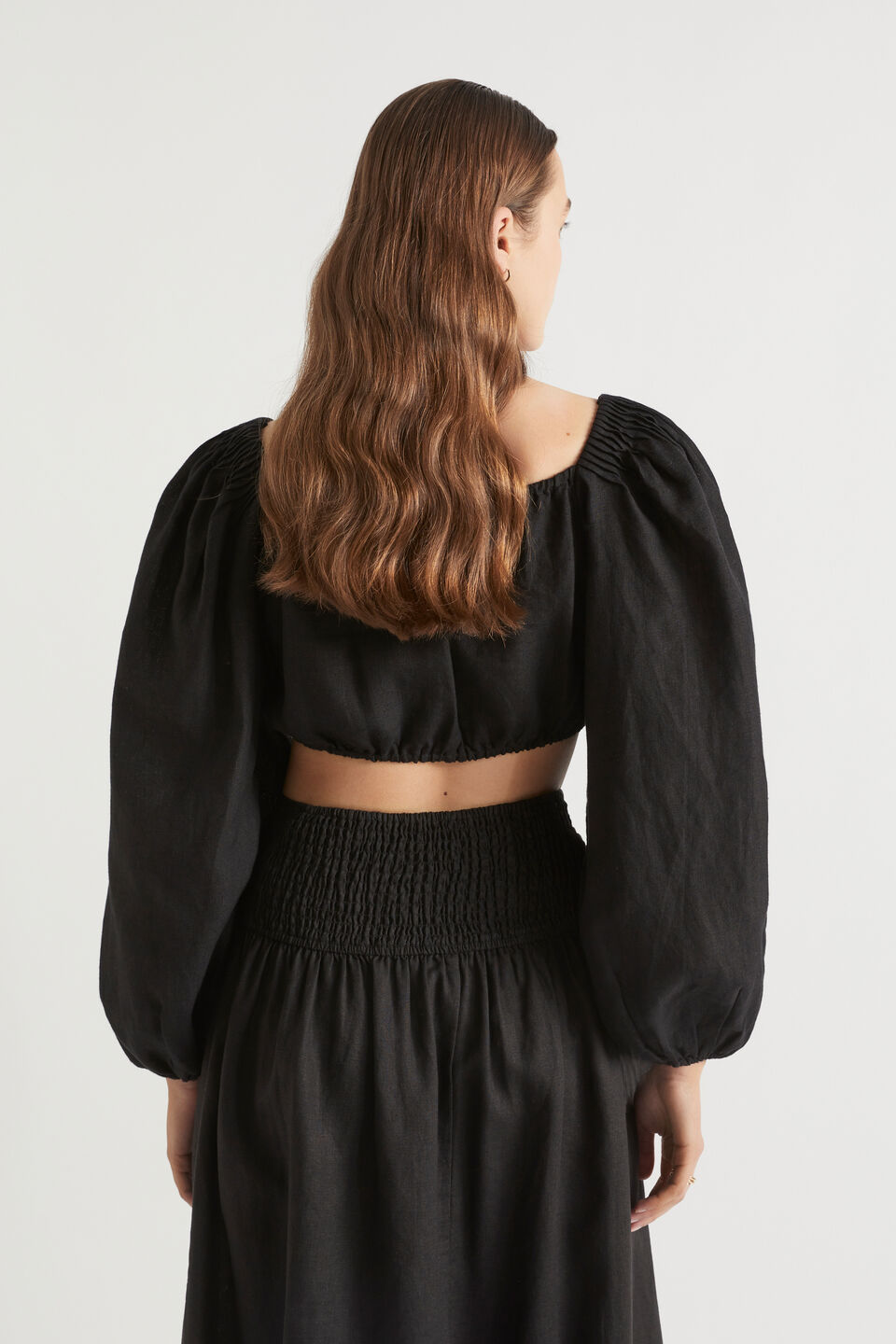 Linen Pintuck Detail Top  Black