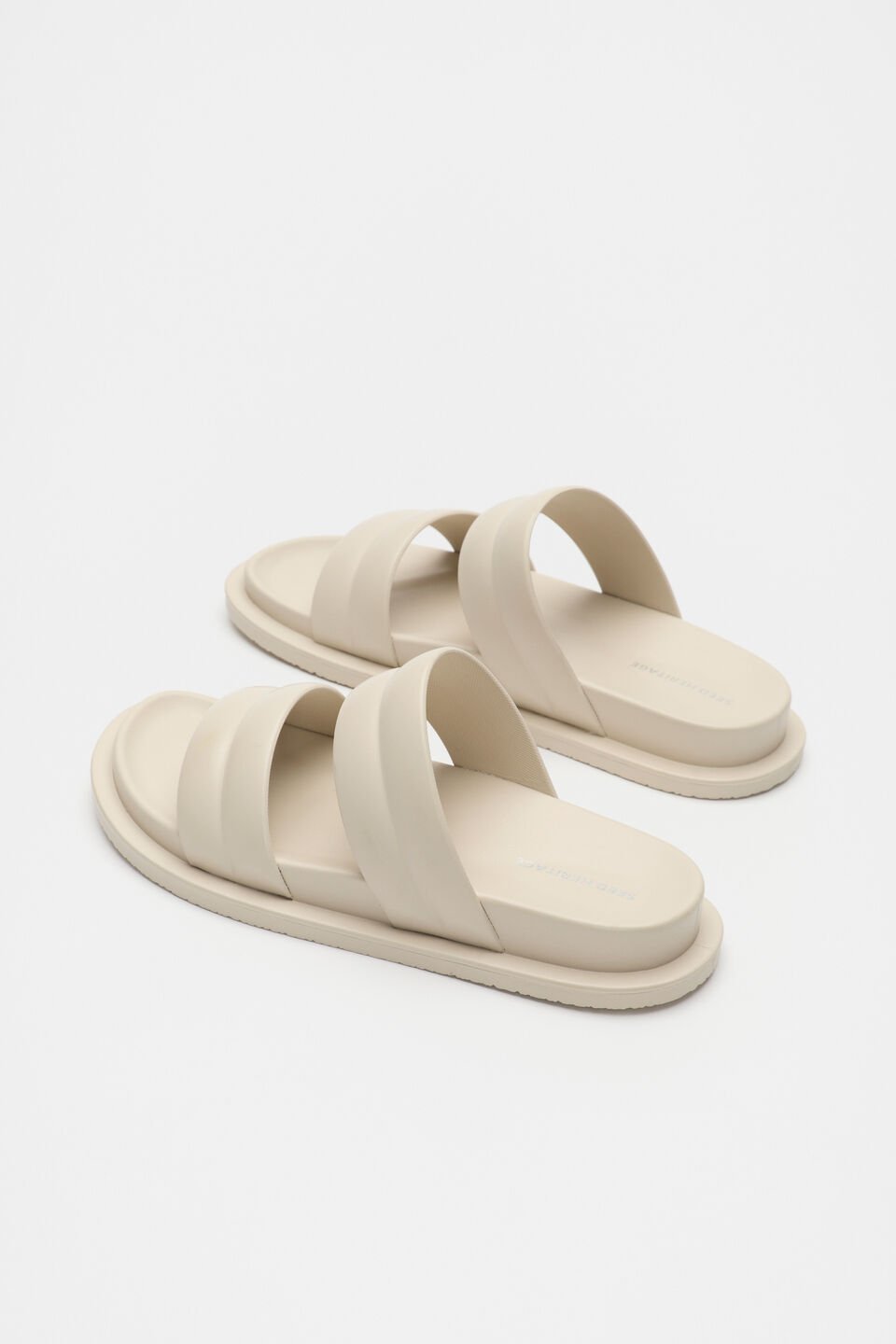 Moulded 2 Strap Slide  Frappe