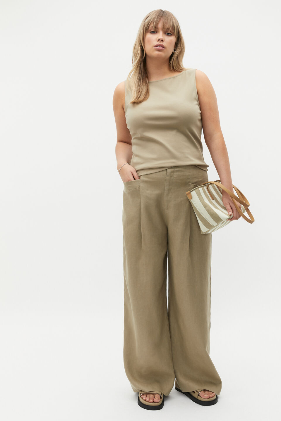Bateau Classic Tank  Rosemary
