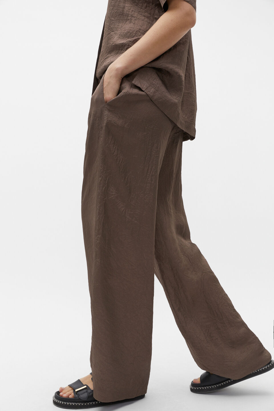 Textured Satin Elasticated Pant  Affogato