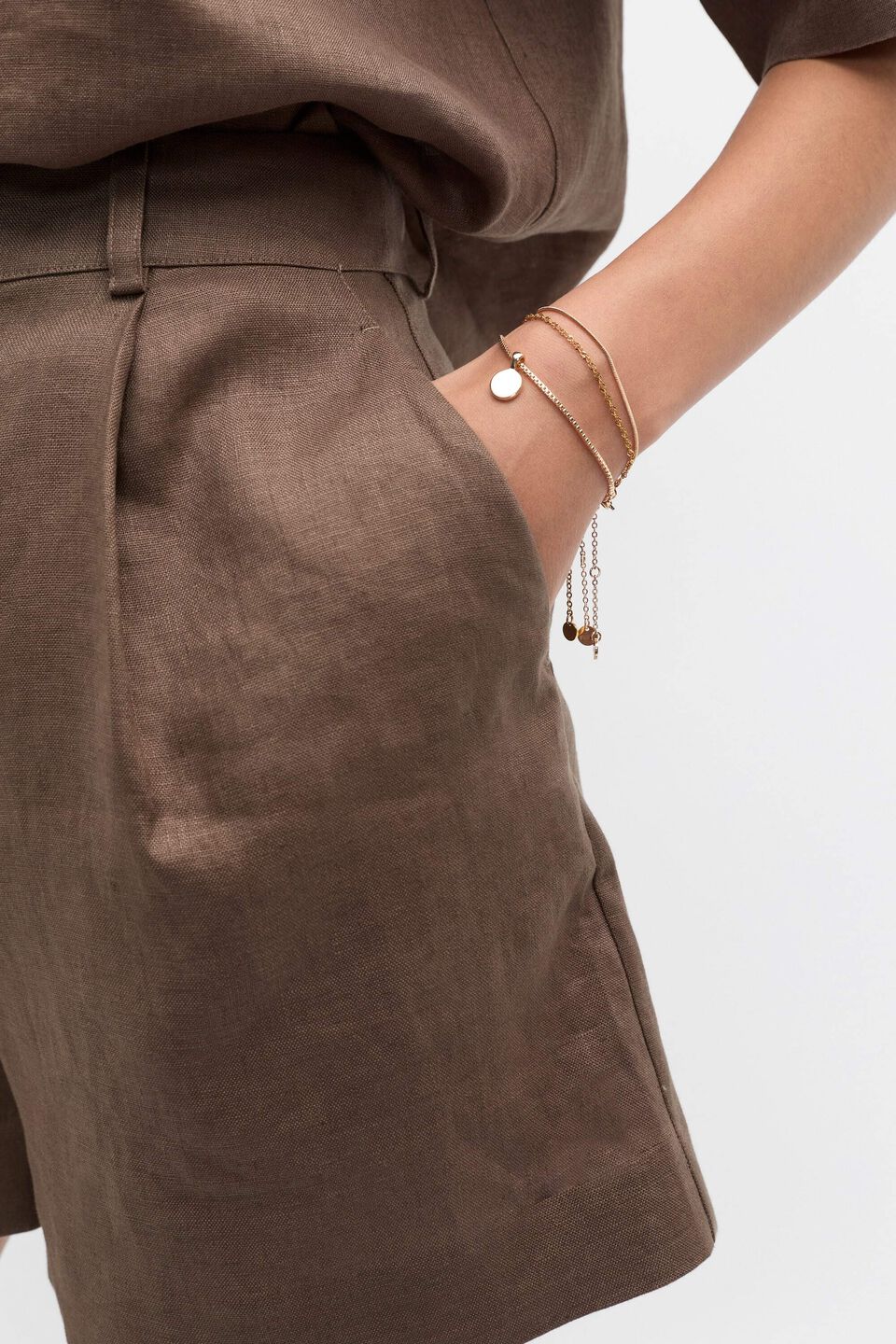Disc Pendant Bracelet  Gold