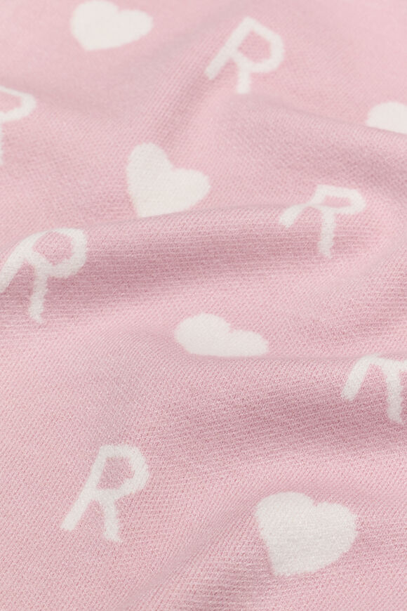 Heart Initial Blanket  R  hi-res