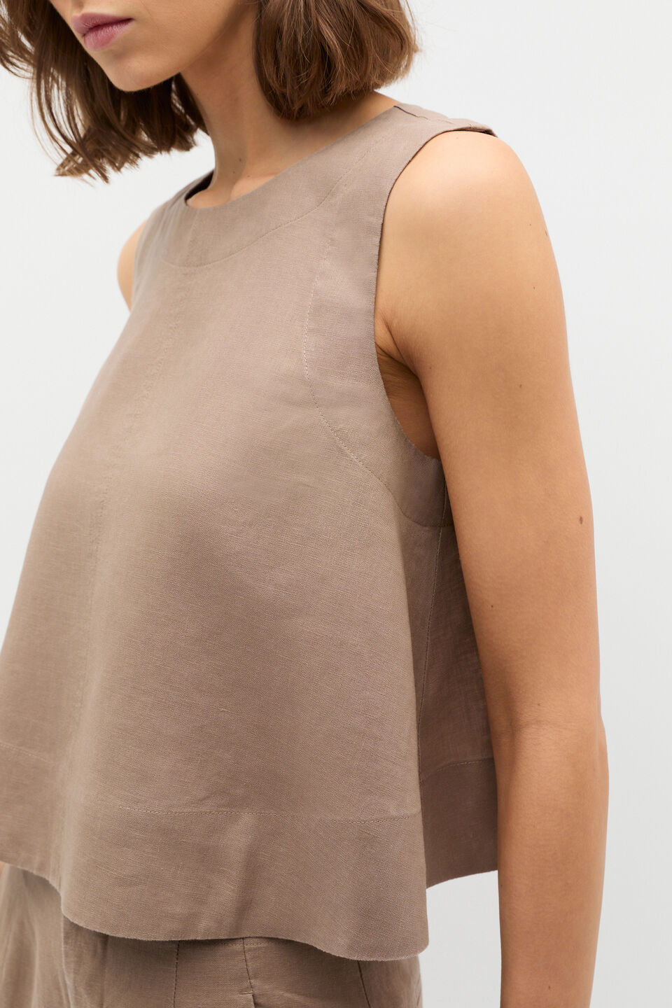 Core Linen Shell Top  Nutmeg