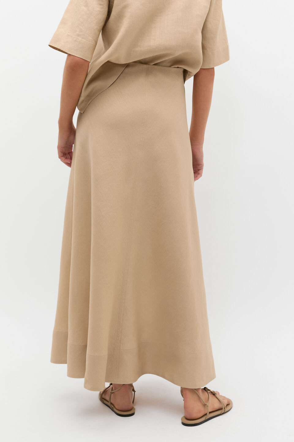 Core Linen Seam Front Skirt  Iced Latte
