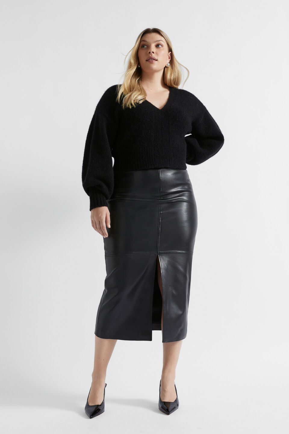 Wool Blend V Neck Knit  Black