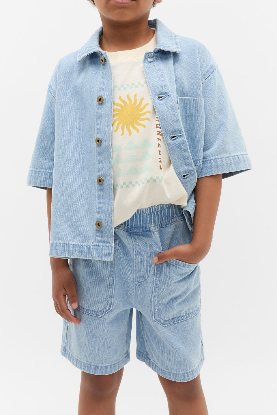 Pull on Denim Short  Light Wash
