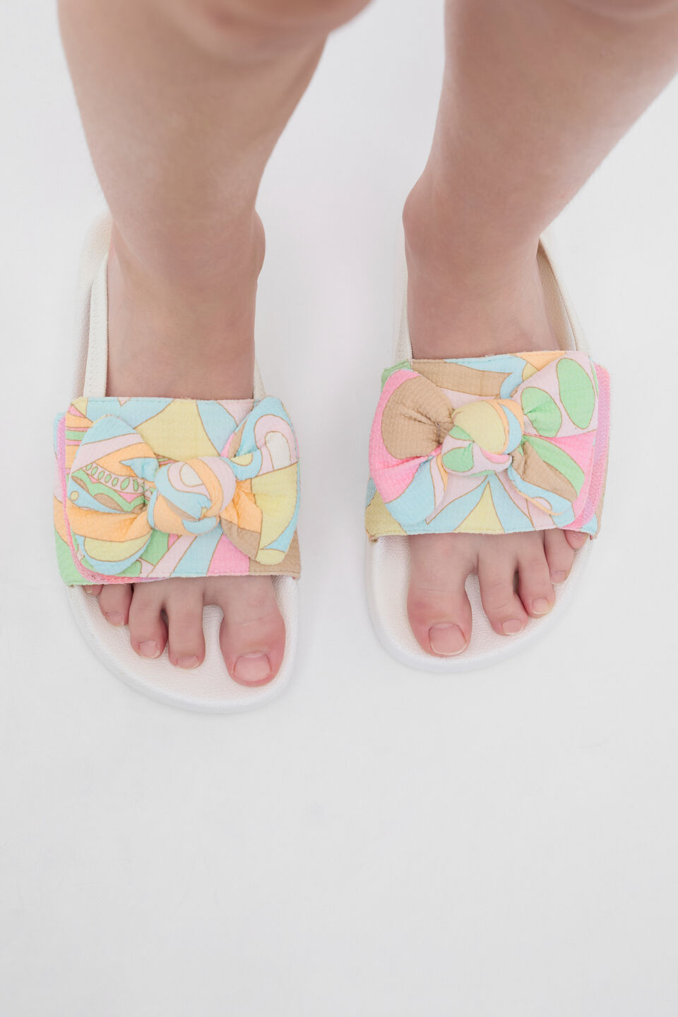 Bow Pool Slide  Multi