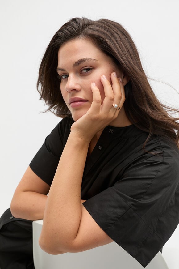 Pearly Ring  Gold Pearly Ring  Gold  hi-res