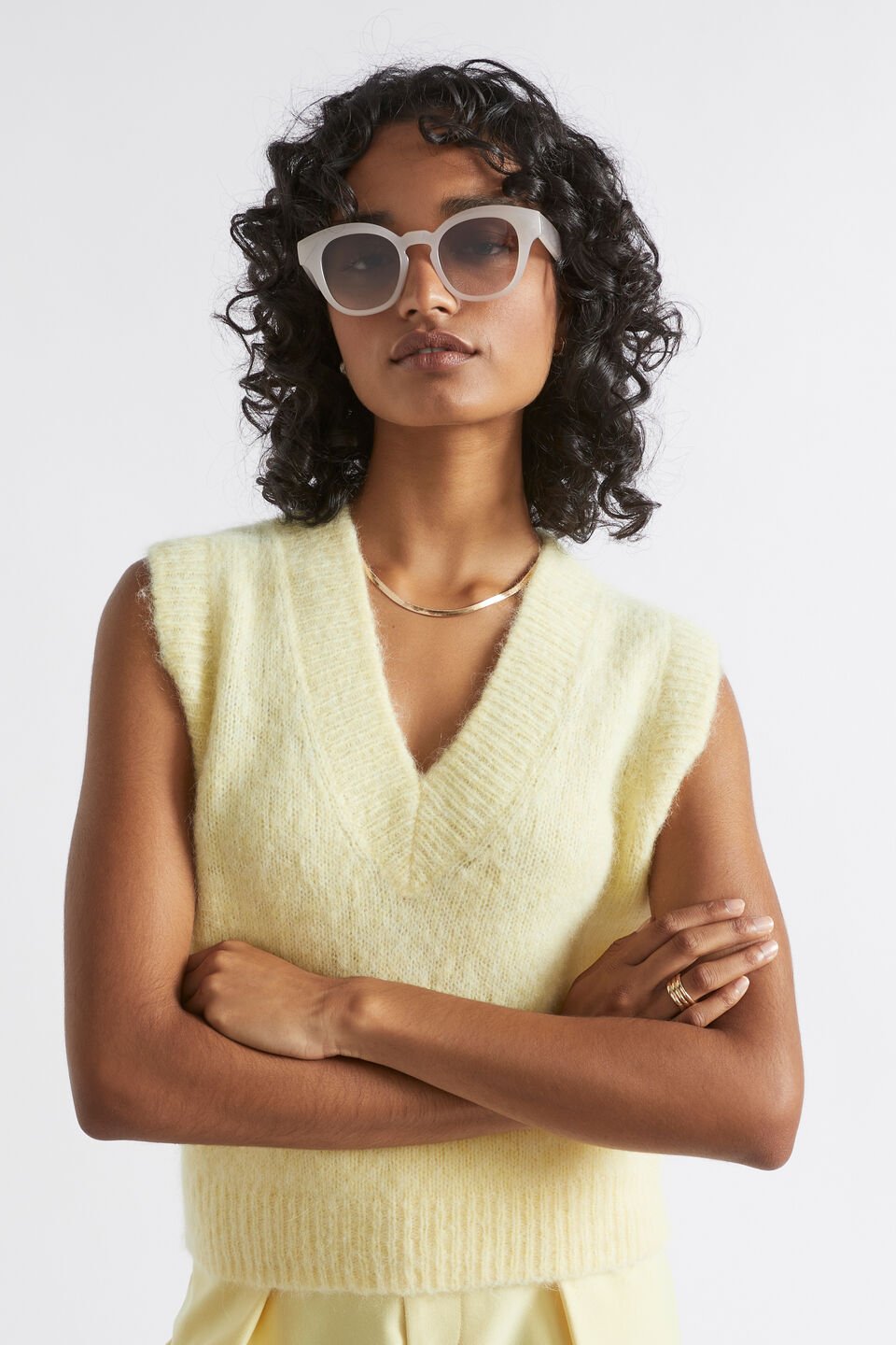 Lisa Round Sunglasses  Light Storm