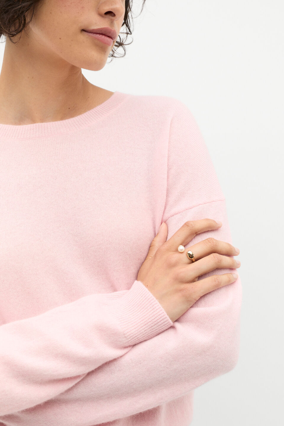 Sculpture Pearl Ring  Pearl