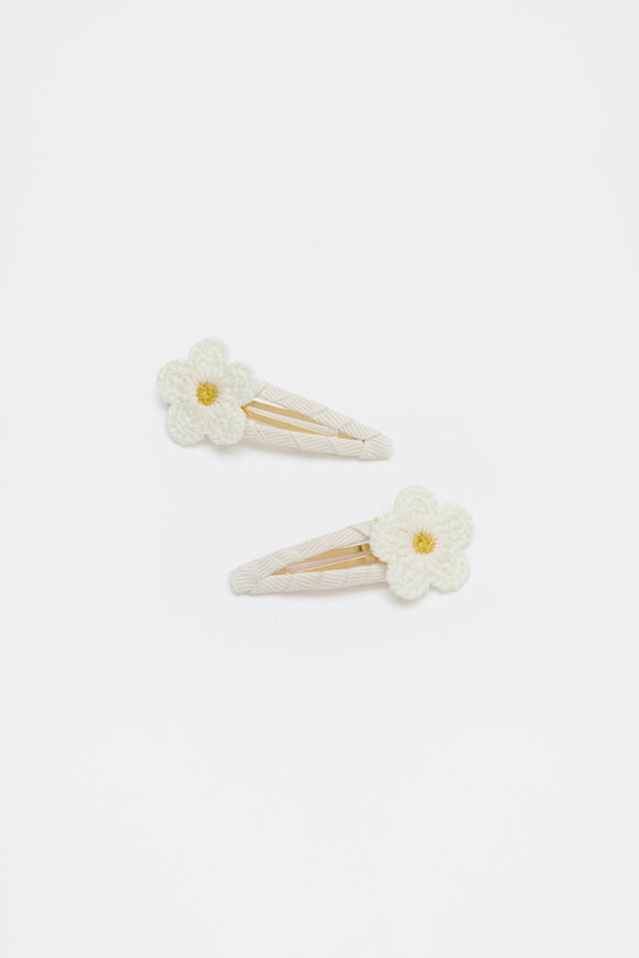 Crochet Daisy Snaps  Milk  hi-res