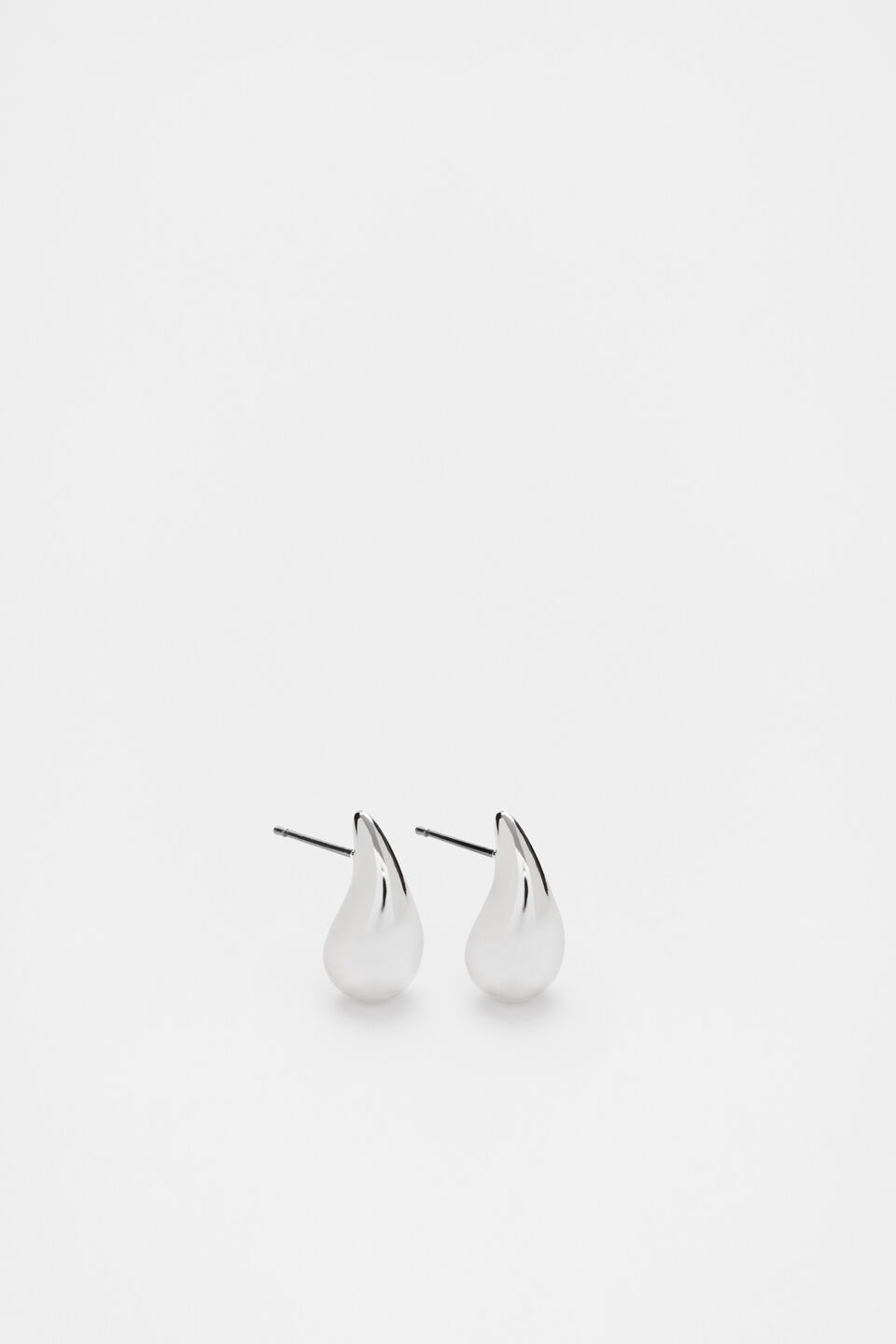 Mini Curved Stud  Silver