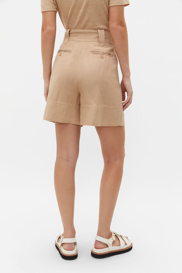D Ring Mid Length Short  Nougat  hi-res