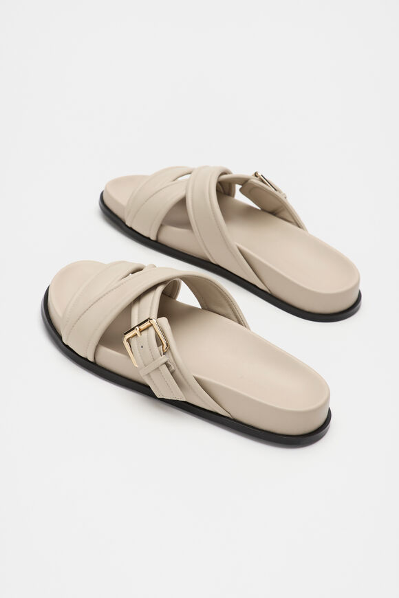 Lauren Slide  Vanilla  hi-res