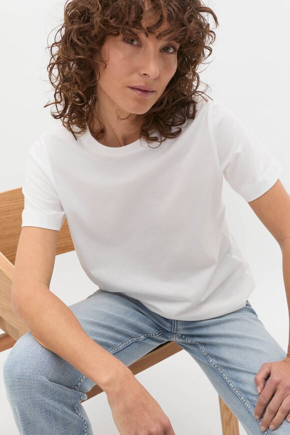 Core Neat Tee  Whisper White  hi-res