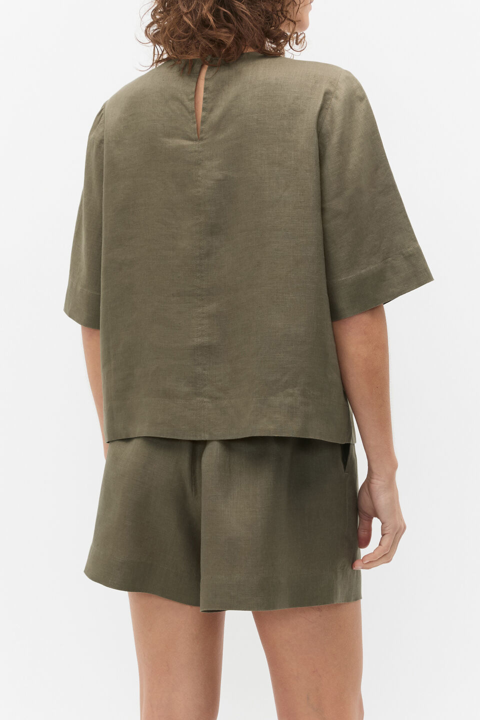 Core Linen Tee  Olive Leaf