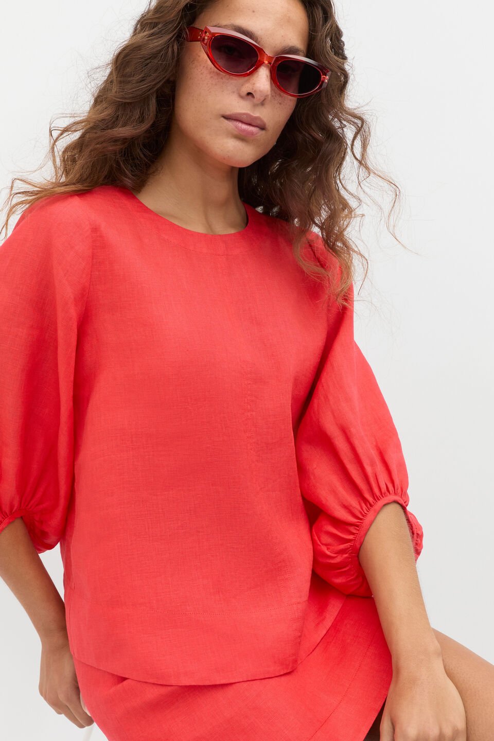 Lida Cat Eye Sunglasses  Electric Crimson