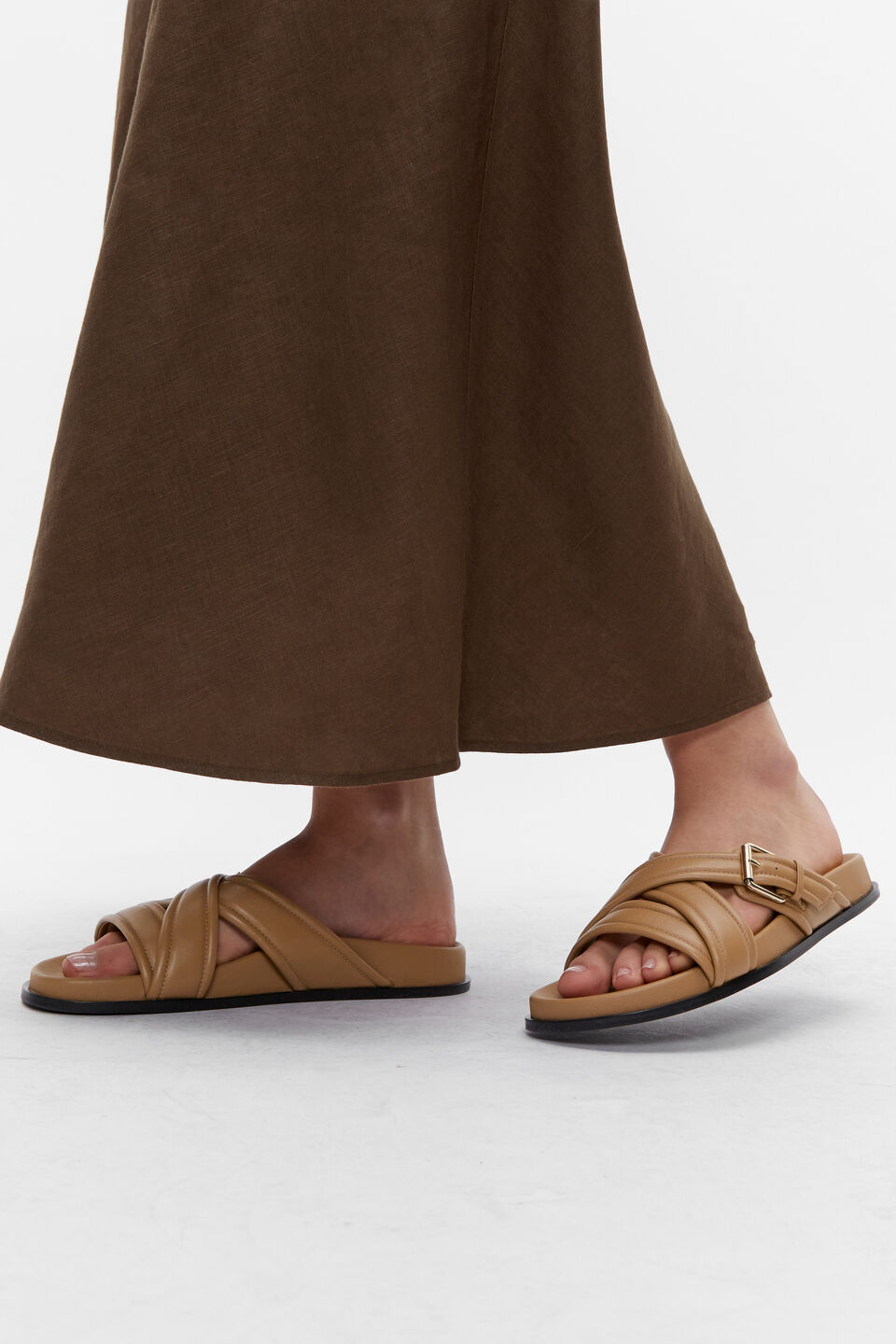 Lauren Slide  Caramel