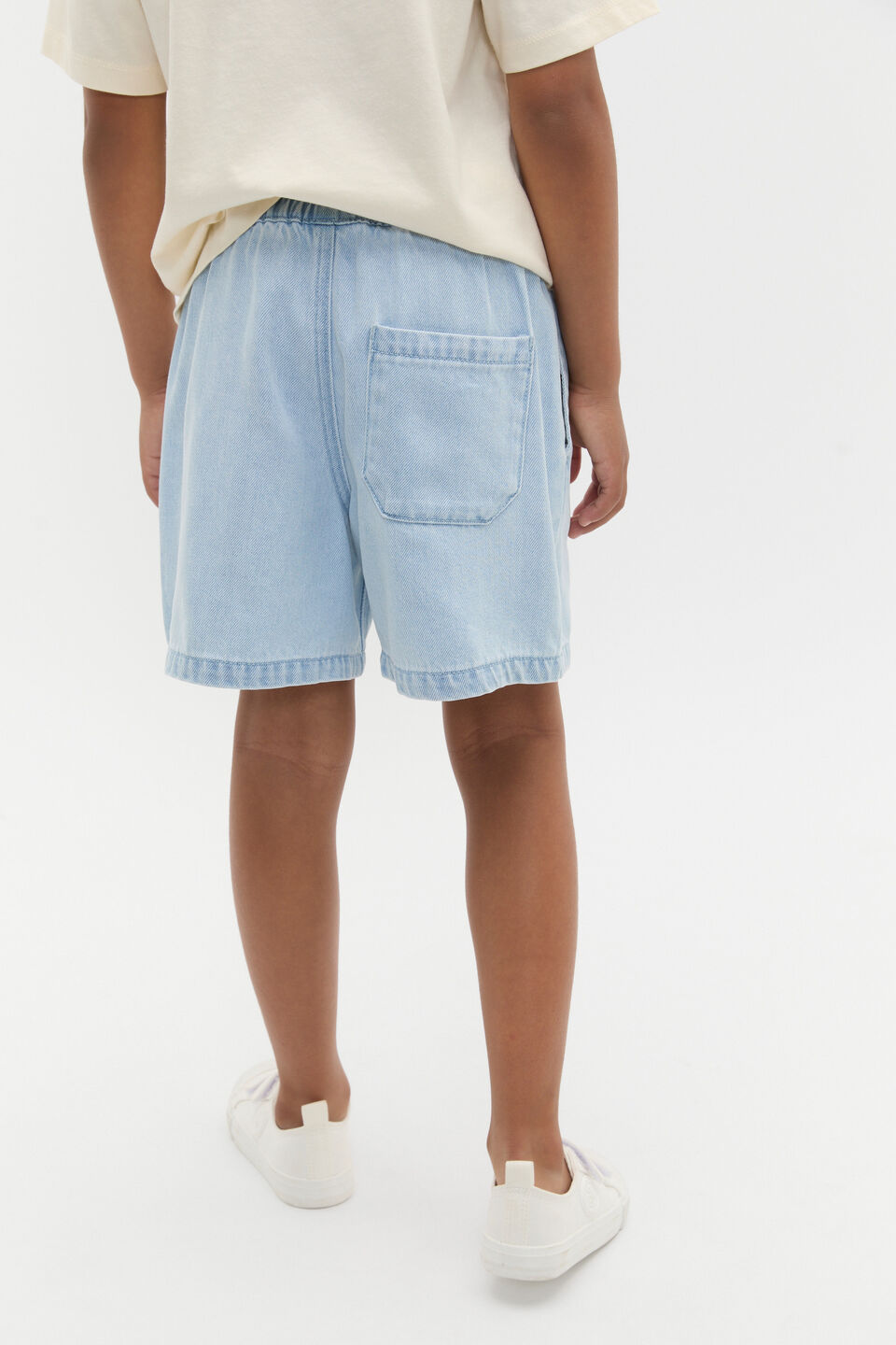 Everyday Denim Short  Cloud Blue Wash