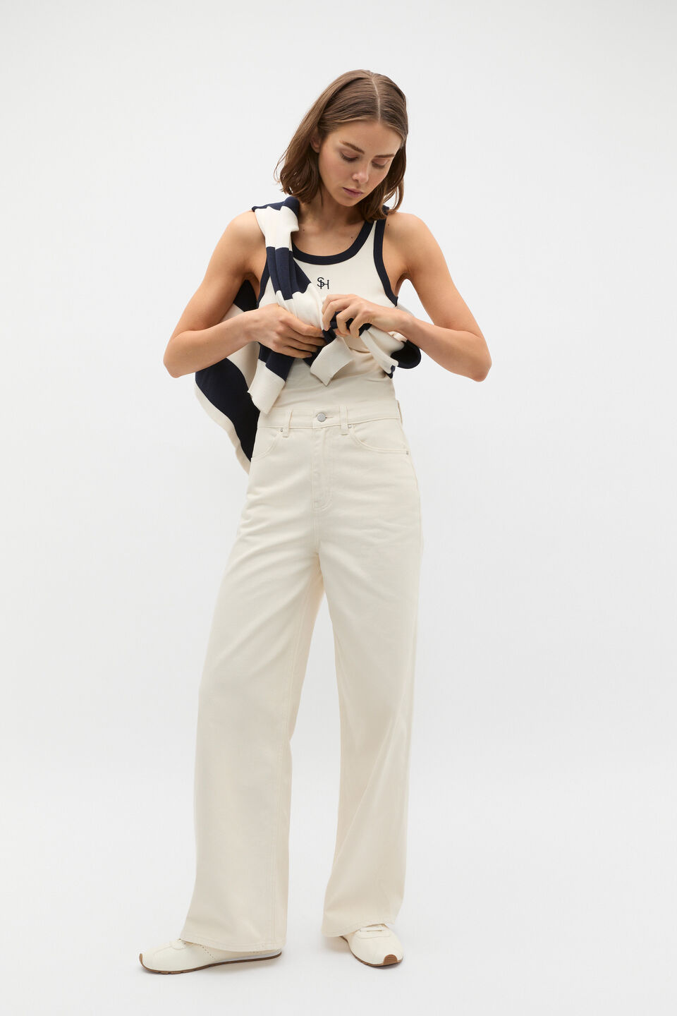 Contrast Fitted Tank  Coconut Cream